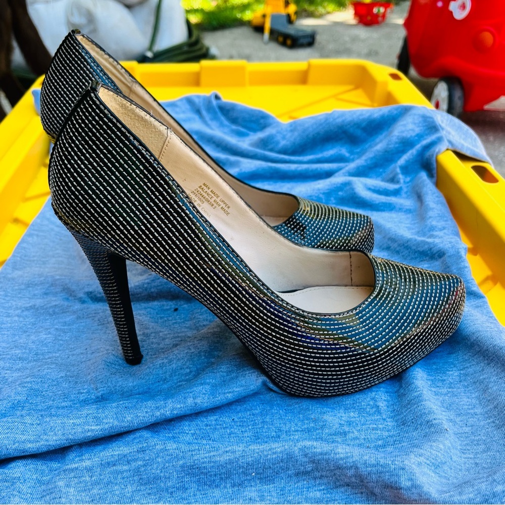 Colin Stuart High Heels Platforms - Black with stitching